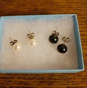 Freshwater pearls